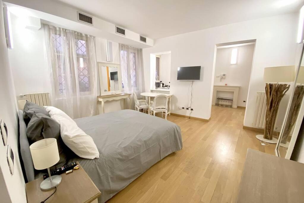 Boutique Apartment In Milano Center: Duomo Scala Eksteriør billede
